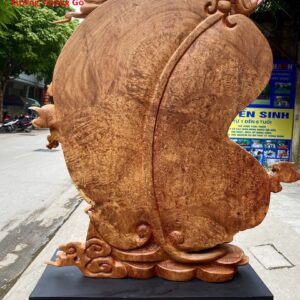 Di Lặc Ngũ Tiểu Vác Đào Đứng Bao Tiền Nu Hương