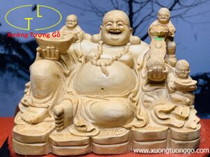 Di Lặc Tam Tiểu Cầm Thỏi Vàng Ngọc Am