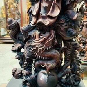 Quan Công ngự song long gỗ trắc.