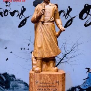 Tượng Trần Quốc Tuấn Gỗ Hương