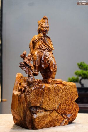 Tế công gỗ nu ngọc am