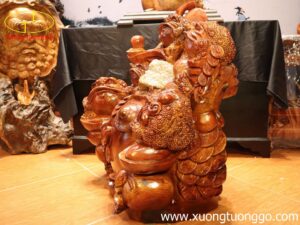 Cóc Thiềm Thừ Trấn Chum Tiền