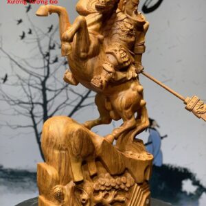 Quan Công Cưỡi Ngựa