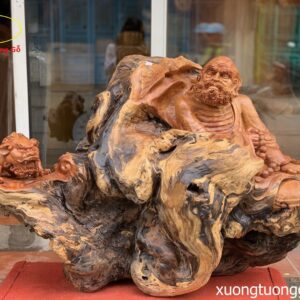 Tượng Đạt Ma Ngồi Cạnh Nghê Gỗ Sụn Đinh Hương