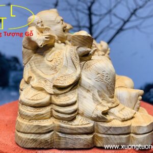 Di Lặc Tam Tiểu Cầm Thỏi Vàng Ngọc Am