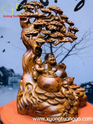 Di Lặc Nhị Tiểu Cây Tùng Cẩm Lai