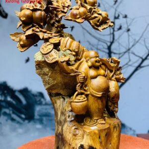 Di Lặc Gánh Gậy Đứng cây Đào