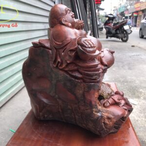 Tượng Di Lặc Nhất Tiểu Ôm Đá Tự Nhiên