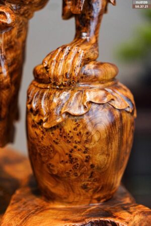 Tế công gỗ nu ngọc am