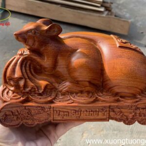 Tượng Chuột Kéo Bao Tiền Gỗ Hương Đá