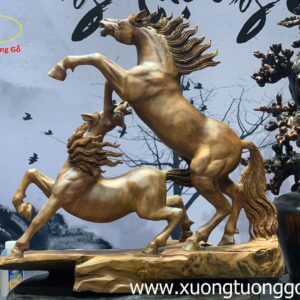Tượng Song Mã Gỗ Xá Xị