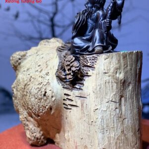 Tượng Ông Thọ Nu Mun