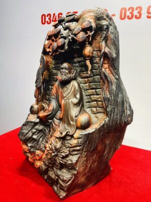 Đạt Ma Sư Tổ ngồi thiền dưới Tùng Gỗ Trắc