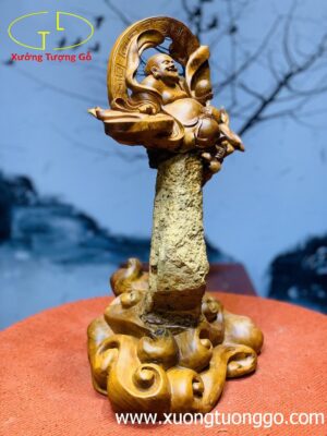 Di Lặc Ngồi Đá Hương Ta