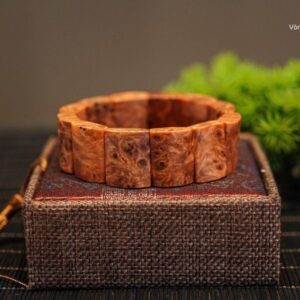Vòng Tay Gỗ Nu Huyết Long Bản Dẹt