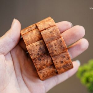 Vòng Tay Gỗ Nu Huyết Long Bản Dẹt