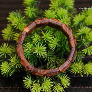 Vòng Tay Gỗ Nu Ngọc Am Chìm Bản Vuông