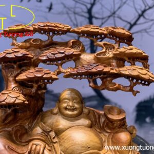 Di Lặc Ngồi Gốc Tùng