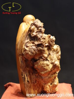 Di Lặc Nu Hương