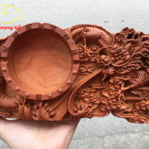 Gạt Tàn Rồng