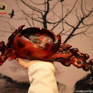 Gạt Tàn Hoa Mai Trắc
