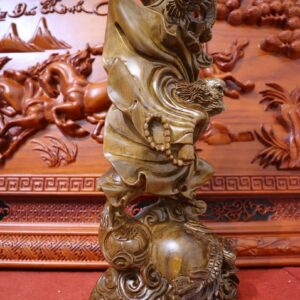 Đạt Ma Múa Võ Hàn Long Gỗ Bách Xanh Cao 40
