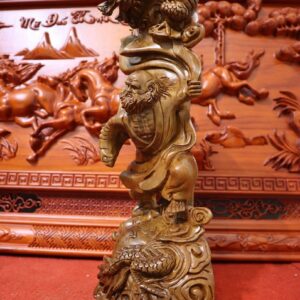 Đạt Ma Múa Võ Hàn Long Gỗ Bách Xanh Cao 40