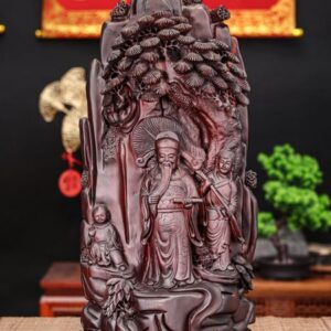 Thần tài đứng gốc cây tùng