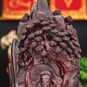 Thần tài đứng gốc cây tùng