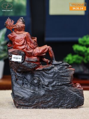 Tế công ngồi gỗ trắc