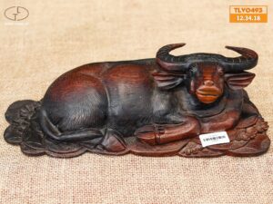 Trâu gỗ trắc