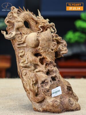 Nhất long nu thuỷ tùng