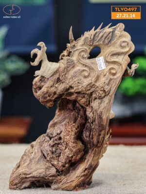 Nhất long nu thuỷ tùng