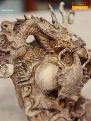 Nhất long nu thuỷ tùng