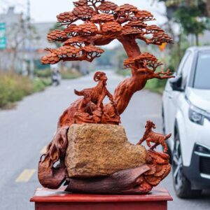 Tam Dương Khai Thái Ôm Đá Gỗ Hương