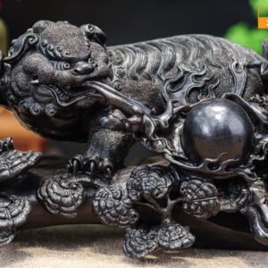 Ngũ lân gỗ tử đàn tím