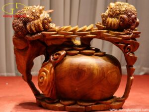 Tượng Lam Cóc Gỗ Hương