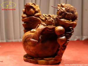Tượng Lam Cóc Gỗ Hương