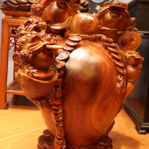 Ngũ Cóc Chấm Chum Tiền Gỗ Hương