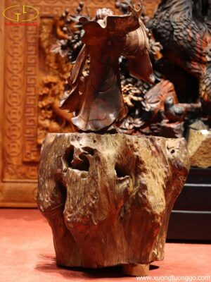 Tượng Khổng Minh