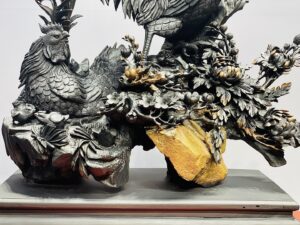 Gia Đình Gà Gỗ Mun Sừng Khánh Hoà