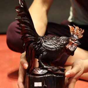 Tượng Gà 12 Con Giáp Gỗ Trắc