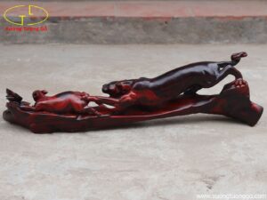 Tượng Báo Săn Mồi Gỗ Trắc