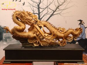 Tượng Rồng Gỗ Bách Xanh