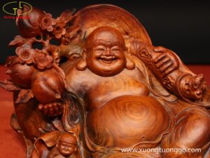 Tượng Di Lặc Nhị Tiểu Vác Đào Gỗ Trắc