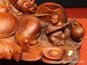 Tượng Di Lặc Nhị Tiểu Vác Đào Gỗ Trắc