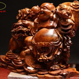 Tượng Di Lặc Vác Đào Ngồi Cạnh Nghê Gỗ Hương