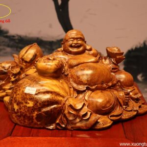 Tượng Phật Di Lặc Ngồi Bao Cành Đào