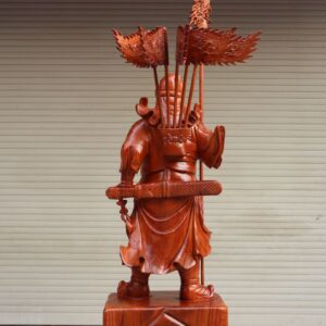 Tượng Quan Công Đeo Cờ Hiệu 100