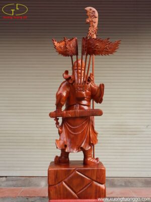 Tượng Quan Công Đeo Cờ Hiệu 100